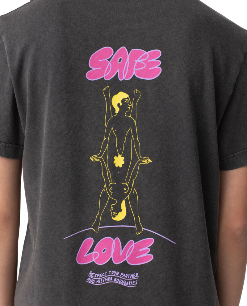 Safe Love T-Shirt Washed Black